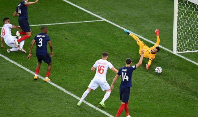  法国国脚公开道歉 红牌犯规毁掉球队晋级路  