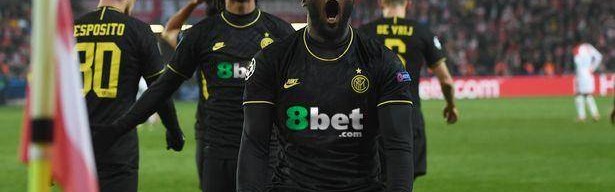  那不勒斯双星连线击溃莱切登顶成功  