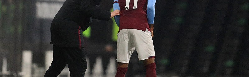  曼联耻辱性失利主帅赛后拒谈战术  